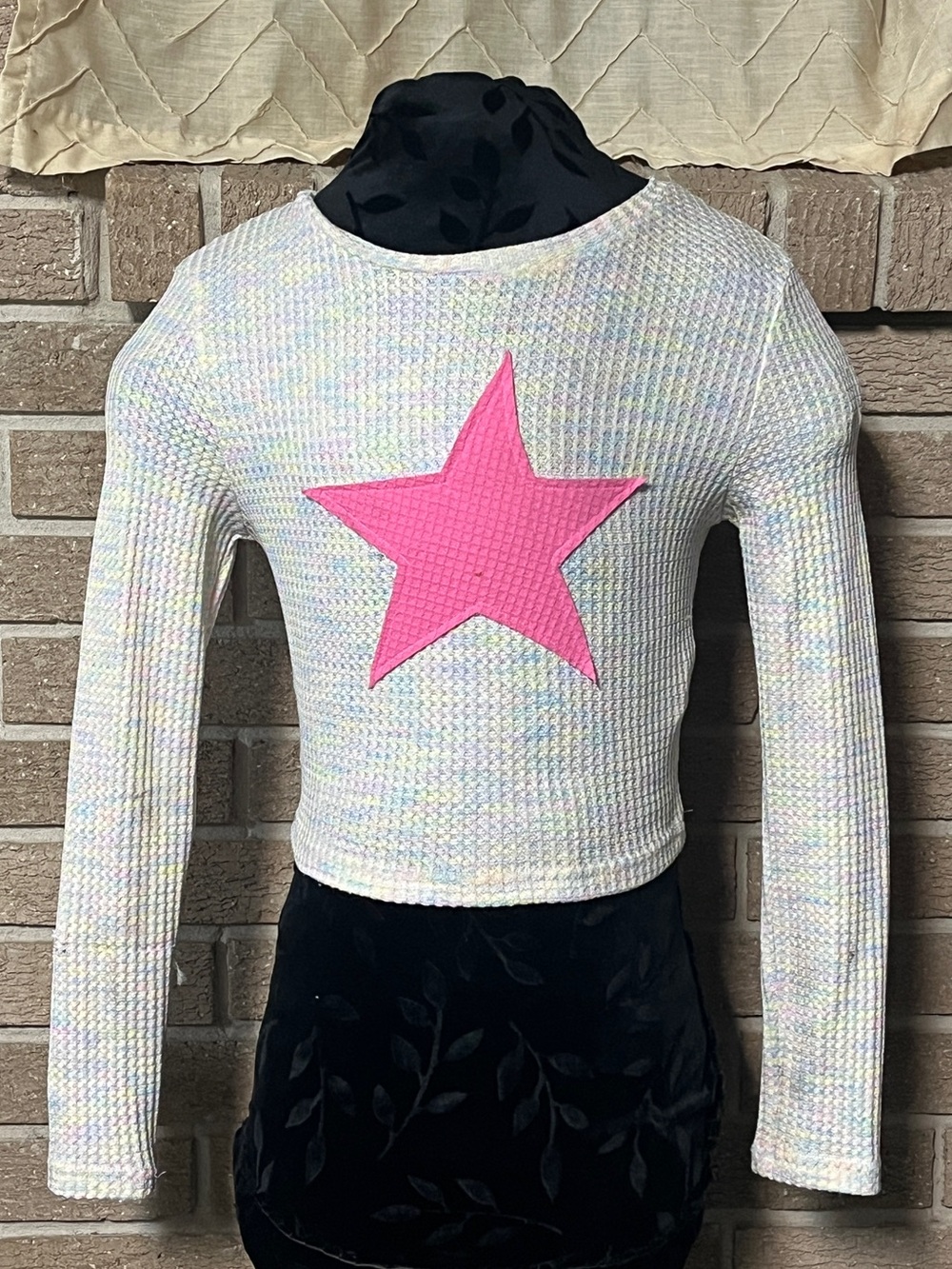 Bullet Knit Multicolored Long Sleeve Top With Pink Star